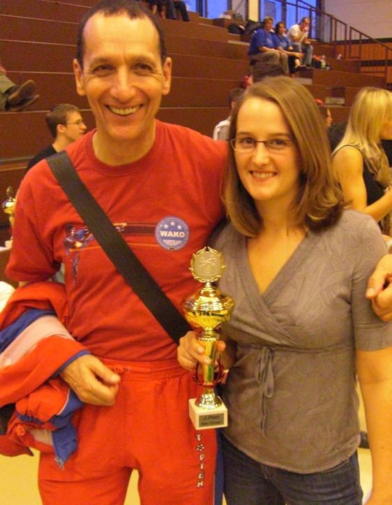 manus-trophy-09-jimmyjennifer.jpg