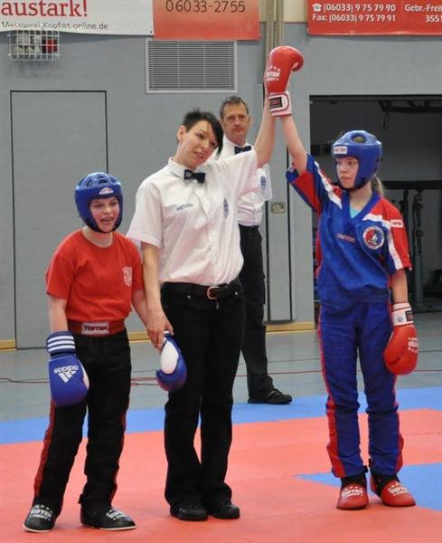 Bez.Meistersch.12 Lisa siegt