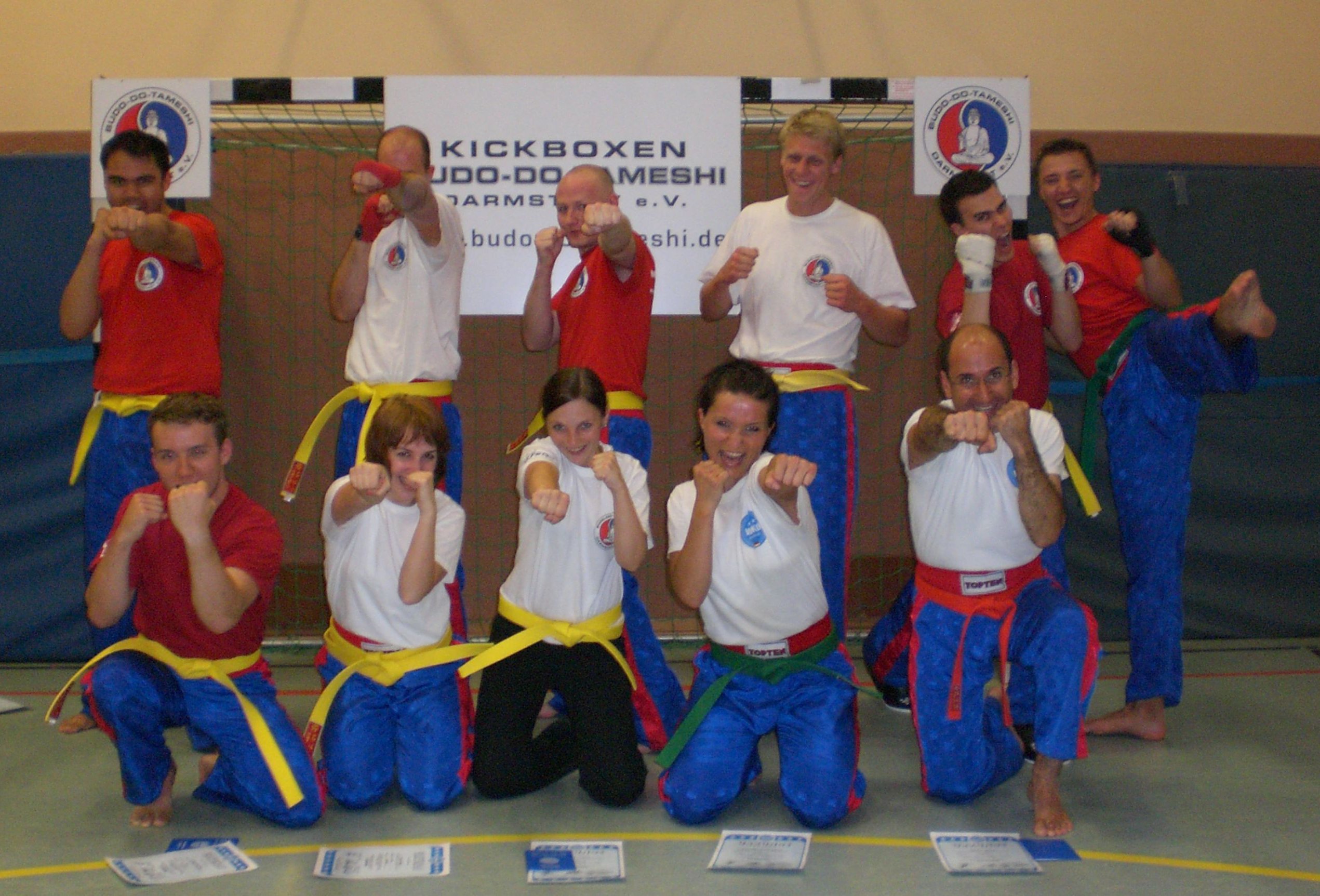 Gürtelprüfung 27.06.12 Gruppenb.2 Erw. Erwachsenengruppe (Version: Kreativ)