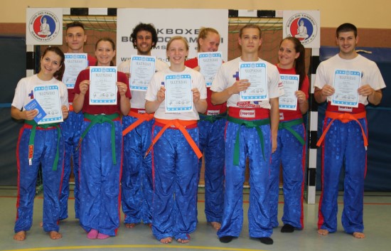 Erwachsenengruppe (Version: Seriös)