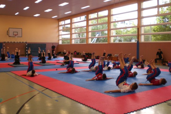 CIMG2704 Vorübungen zur Fallschule