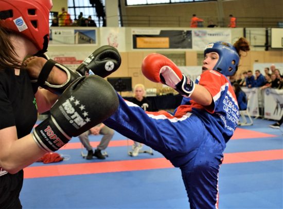 Adriana (rechts) gewinnt Silber und Bronze
