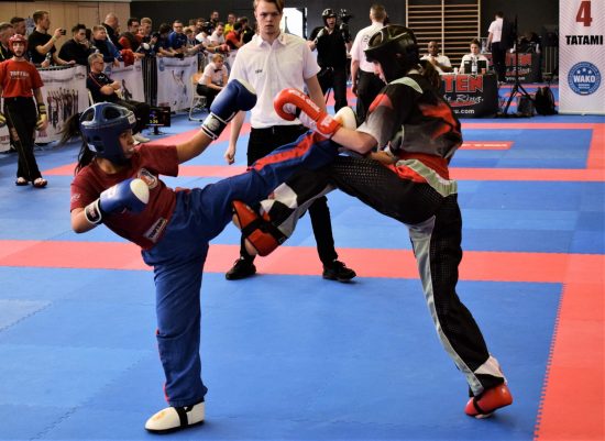 Vi (links) gewinnt Silber und Bronze